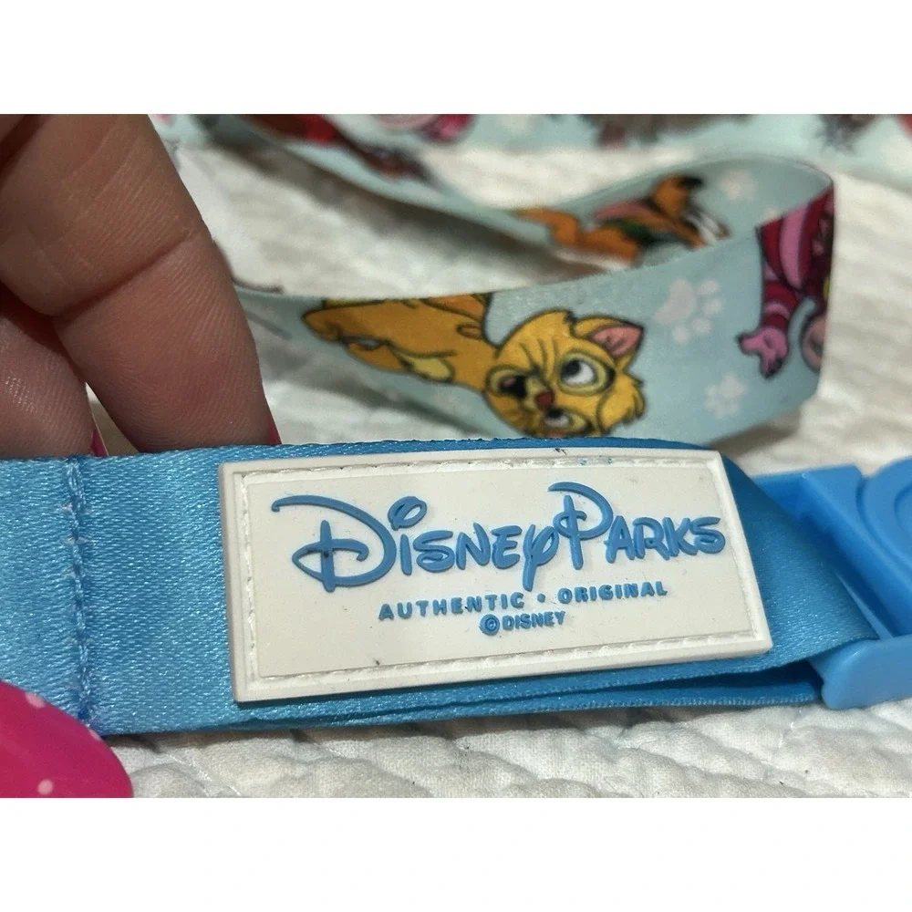 Disney Parks Dogs and Cats Reversible Light‎ Blue Pin Lanyard NEW
